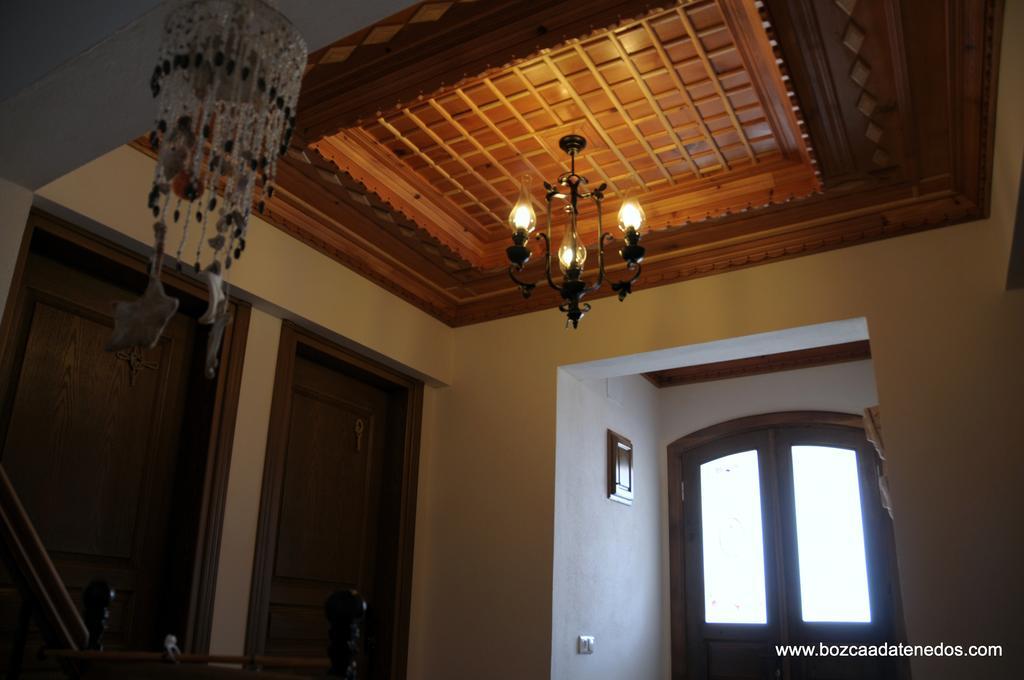 Alesta Hotel Бозджаада Экстерьер фото