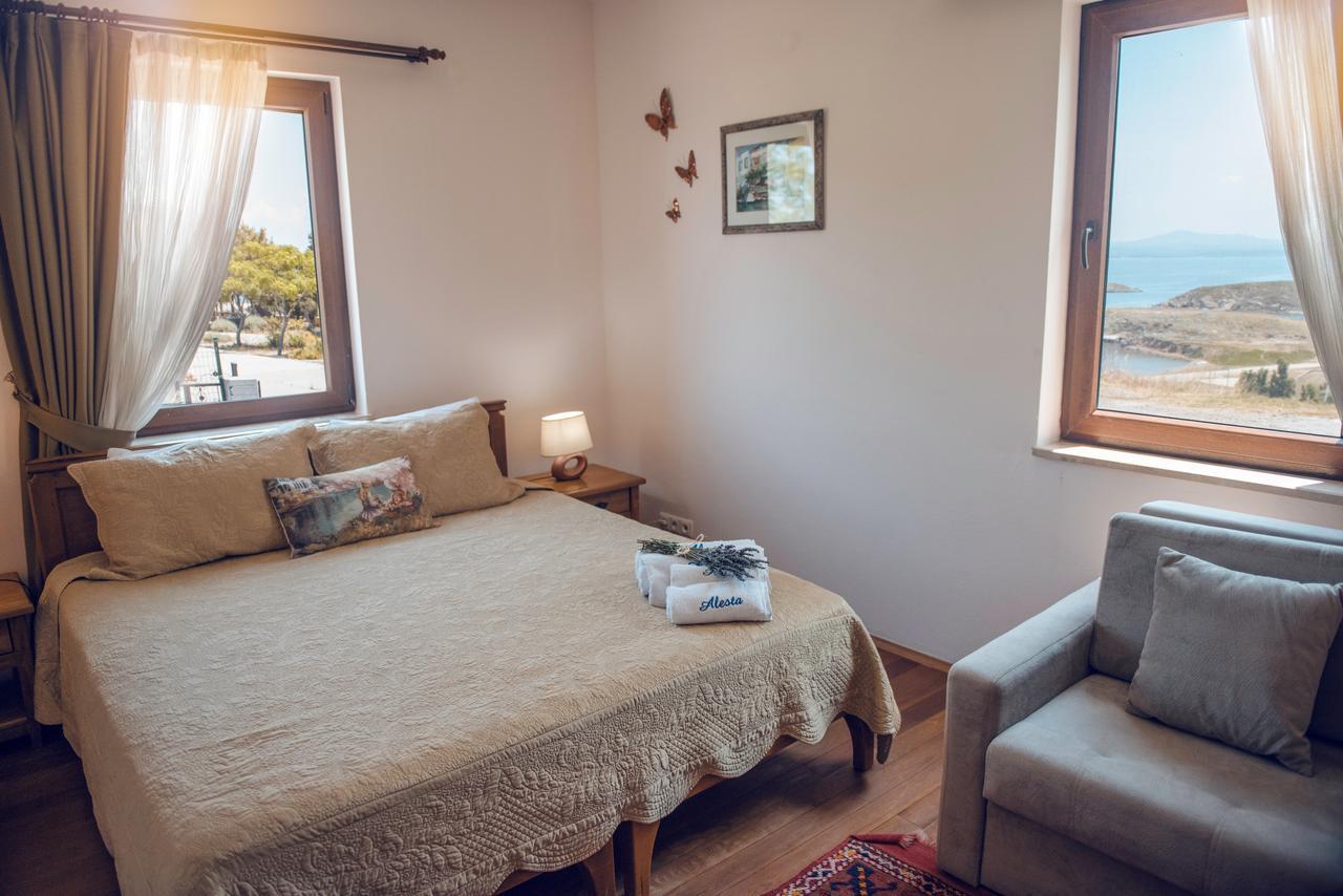 Alesta Hotel Бозджаада Экстерьер фото