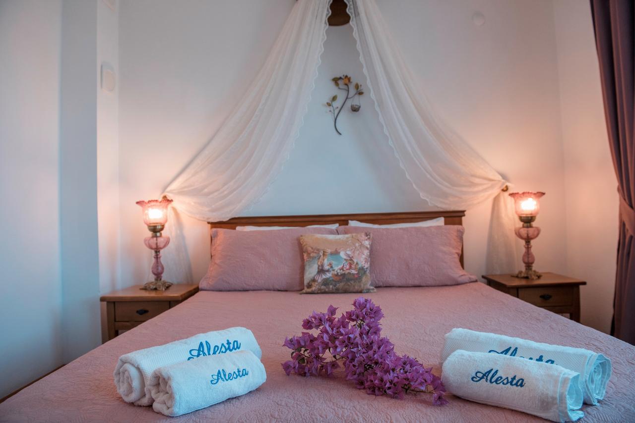 Alesta Hotel Бозджаада Экстерьер фото